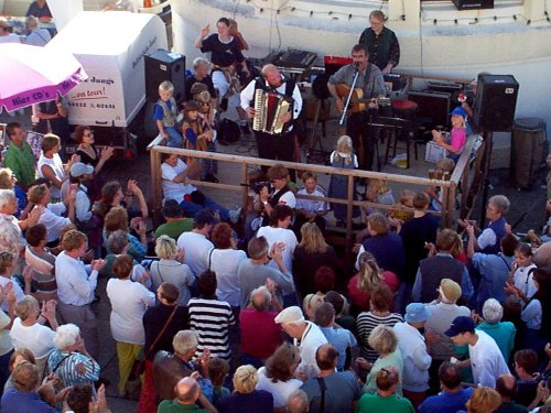 The Amazing Eternal Accordion Player